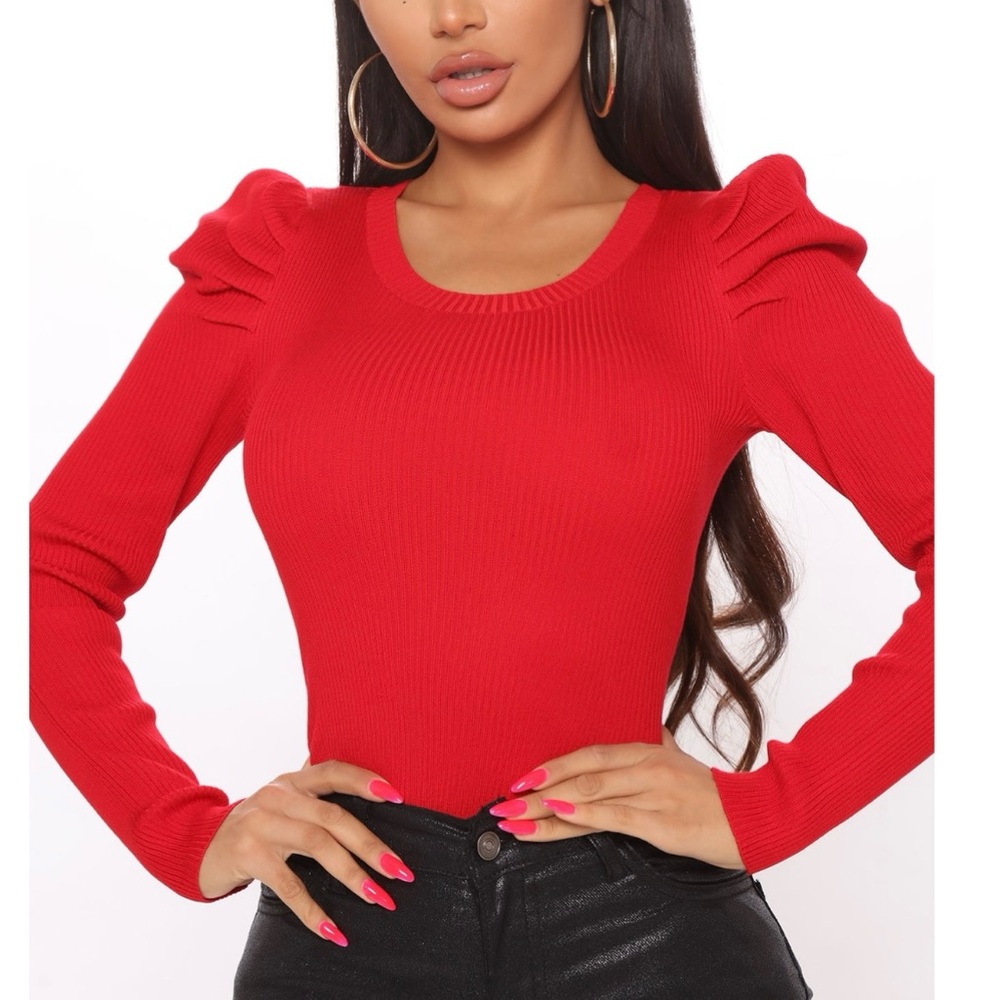NWT Fashion Nova red sweater - size small